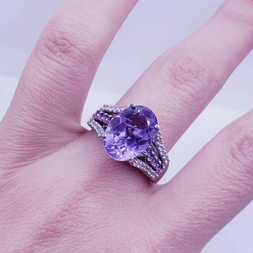 5.8 Carat Oval Lavendar Amethyst & Zircon 925 Sterling Silver Statement …